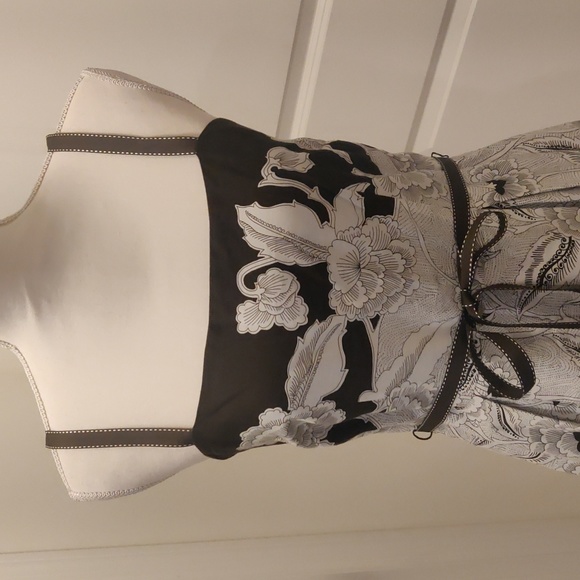 Ann Taylor Brown & White Floral Pattern A-Line Sun Dress sz 6P - Picture 2 of 8